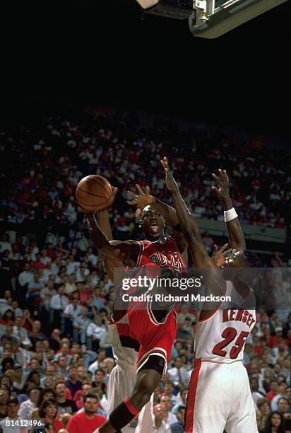 123 Michael Jordan 1992 Nba Finals Stock Photos, High-Res Pictures, and Images - Getty Images