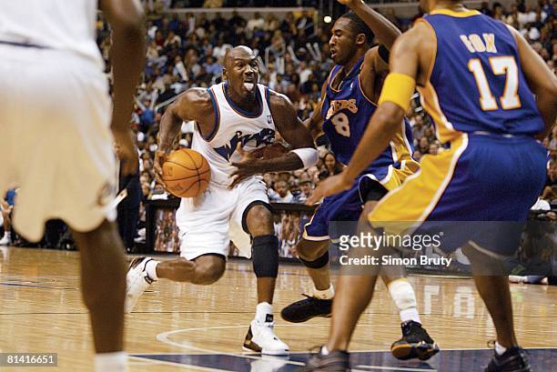 Basketball: Washington Wizards Michael Jordan in action vs Los Angeles Lakers Kobe Byrant , Washington, DC 11/8/2002