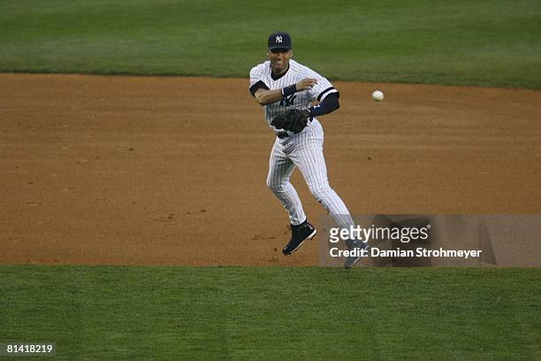 Baseball: New York Yankees Derek Jeter in action, making throw vs Boston Red Sox, Bronx, NY 4/28/2007