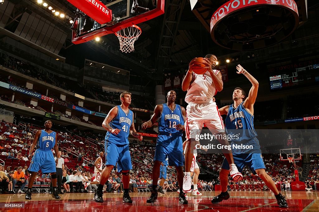 Houston Rockets Juwan Howard in action, getting rebound vs Orlando ...