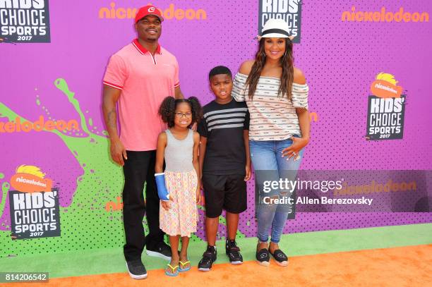 Sydney J. Conway, former professional boxer Laila Ali, Curtis Muhammad Conway Jr., and former NFL player Curtis Conway attend Nickelodeon Kids'...