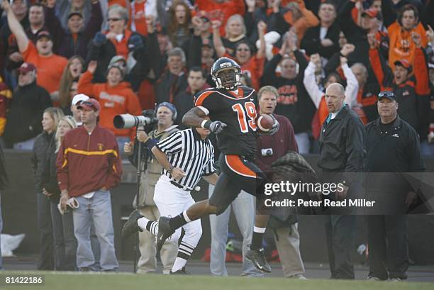 College Football: Oregon State Sammie Stroughter in action, rushing vs USC, Corvallis, OR