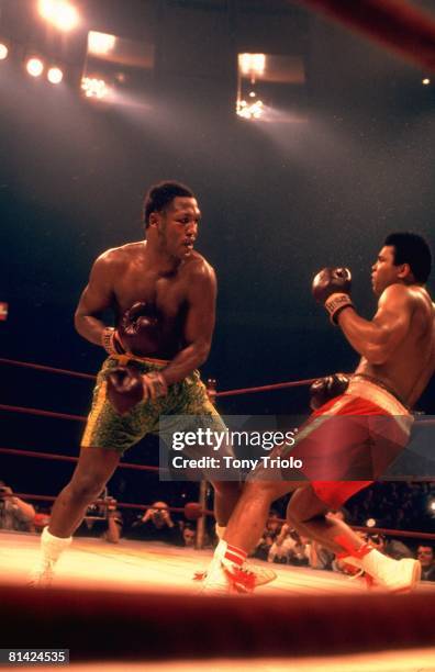 Boxing: WBC/WBA Heavyweight Title, Joe Frazier in action vs Muhammad Ali at Madison Square Garden, New York, NY 3/8/1971