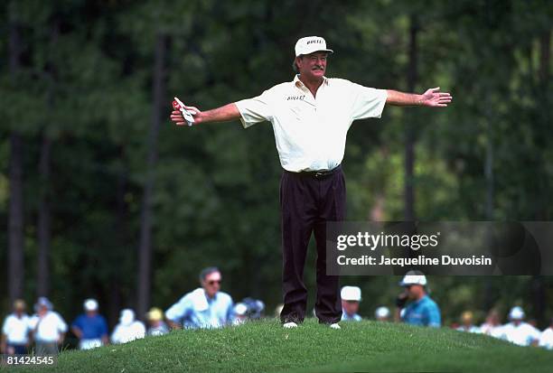 Golf: US Senior Open, Simon Hobday victorious during Sunday play at Pinehurst Resort, Pinehurst, NC 6/30/1994