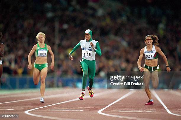 Track & Field: 2000 Summer Olympics, Australia Cathy Freeman in action, winning 400M final at Olympic Stadium, Sydney, AUS 9/25/2000