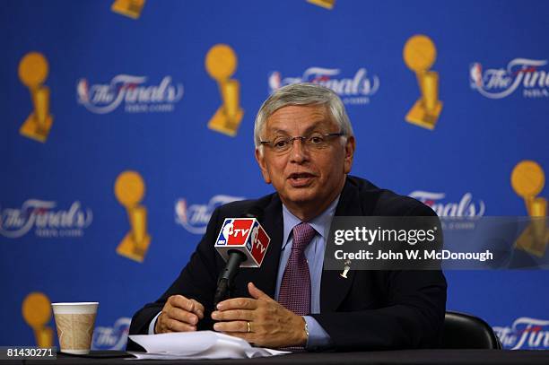 Basketball: NBA Finals, NBA commissioner David Stern during media press conference before Game 1 of San Antonio Spurs vs Cleveland Cavaliers series,...