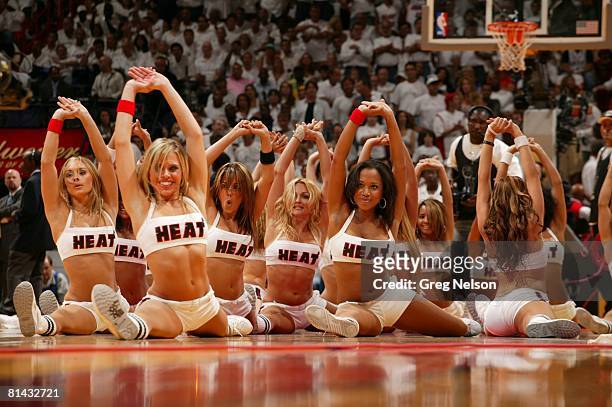 Basketball: NBA Finals, Miami Heat Dance Team cheerleaders on court during Game 5 vs Dallas Mavericks, Miami, FL 6/18/2006