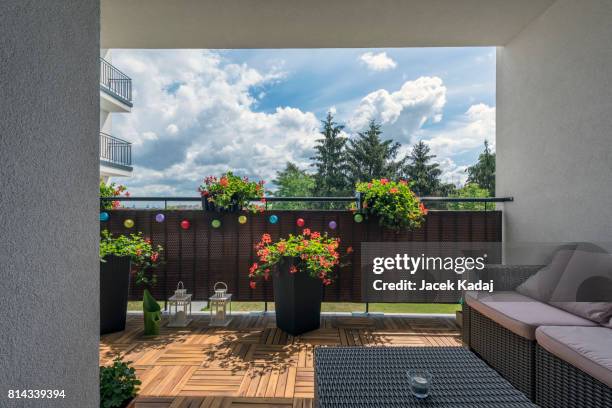 home terrace - modern apartment balcony stockfoto's en -beelden