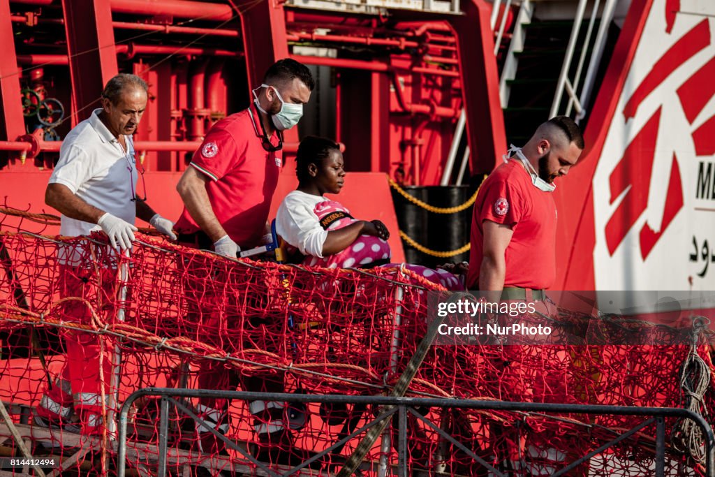 Migrants Landin in Salerno