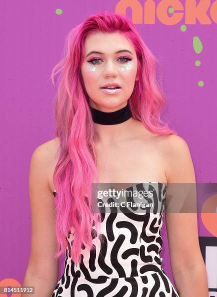 Jessie Paege attends the Nickelodeon Kids' Choice Sports Awards 2017