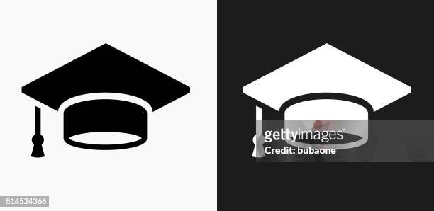 stockillustraties, clipart, cartoons en iconen met graduation cap pictogram op zwart-wit vector achtergronden - mortelplank