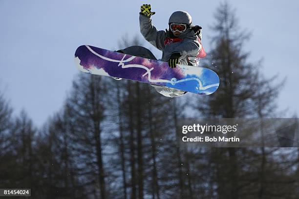 Snowboarding: 2006 Winter Olympics, Norway Kjersti Buaas in action during Ladies' Halfpipe Final Run 1 at Bardonecchia, Alta Val di Susa, Italy...