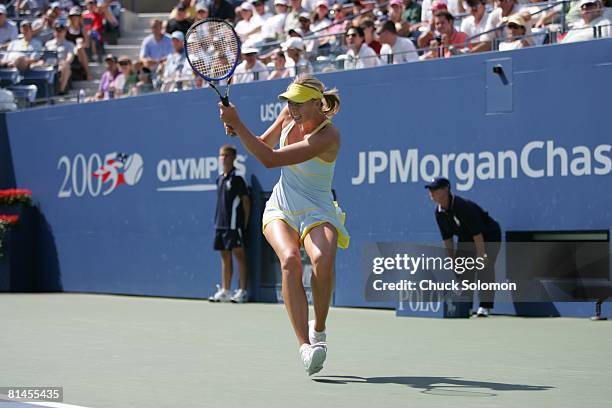 Tennis: US Open, RUS Maria Sharapova in action during 3rd round vs Germany Julia Schruff at National Tennis Center, Flushing, NY 9/2/2005