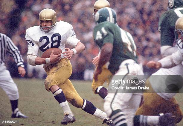 Coll, Football: Notre Dame's Rocky Bleier in action vs Michigan State, East Lansing, MI