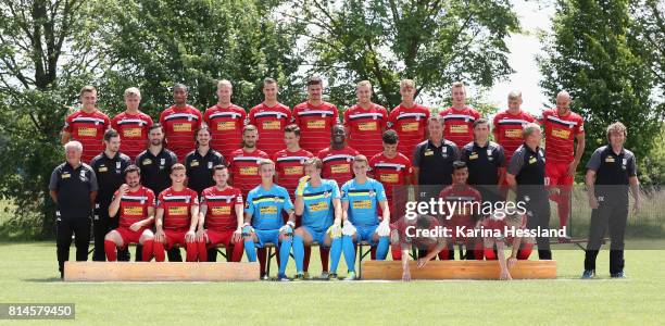 Outtake, Teamfoto, back row from left: Marius Wegmann, Jonas Struss, Andre Laurito, Jens Moeckel, Florian Neuhold, Christopher Bieber, Tobias...