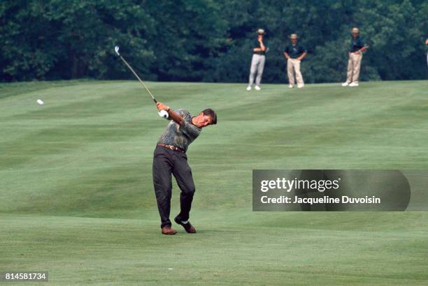 Phil Mickelson in action, driving at Oakmont CC. Oakmont, PA 6/16/1994 -- 6/20/1994 CREDIT: Jacqueline Duvoisin