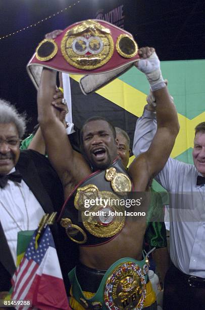 Boxing: WBA/WBC/IBF Cruiserweight Title, Closeup of O'Neil Bell victorious with belt after winning fight vs Jean Mark Mormeck at Madison Square...