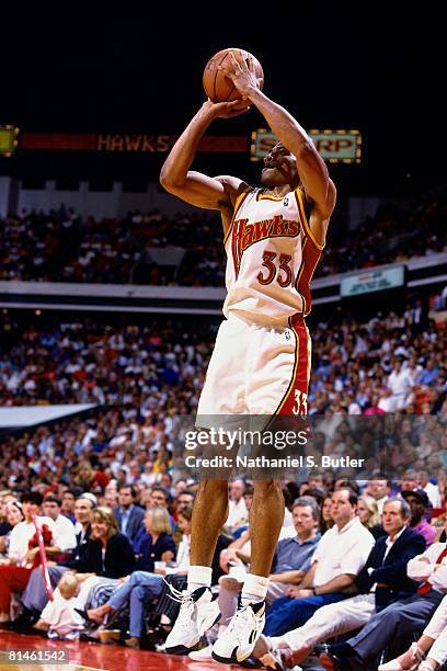 Duane Ferrell of the Atlanta Hawks shoots a jump shot against the Indiana Pacers in Game Two of the Eastern Conference Semifinals during the 1994 NBA...