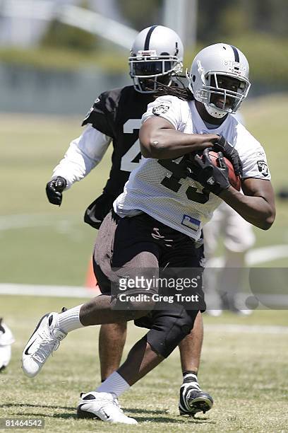 Tight end Darrell Strong of the Oakland Raiders works out during Oakland Raiders Mini Camp on June 5, 2008 at Raiders Headquarters in Alameda,...