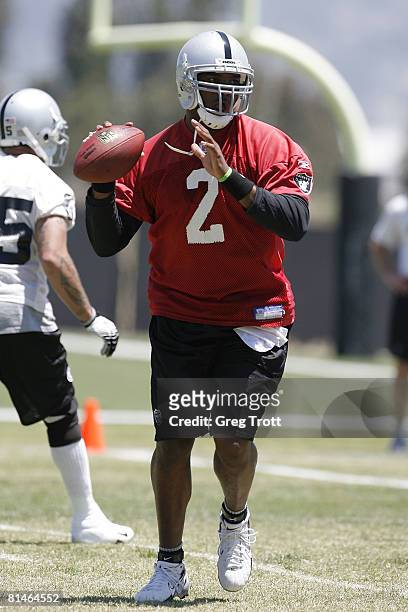 Quarterback JaMarcus Russell of the Oakland Raiders works out during Oakland Raiders Mini Camp on June 5, 2008 at Raiders Headquarters in Alameda,...