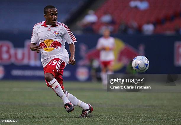 Dane Richards of the New York Red Bulls plays the ball against Chivas USA at Giants Stadium in the Meadowlands on June 6, 2008 in East Rutherford,...