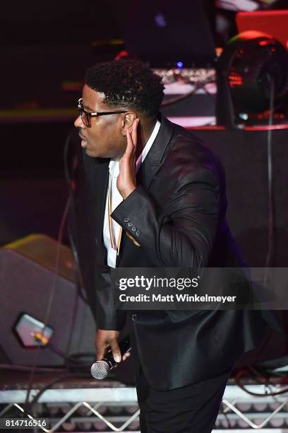 Christphor Martin Rapper 287 Christopher Martin Rapper Stock Photos, High-Res Pictures, and ...