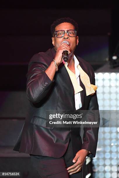 Christphor Martin Rapper 287 Christopher Martin Rapper Stock Photos, High-Res Pictures, and ...