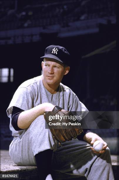 Baseball: Portrait of New York Yankees Whitey Ford before game vs Detroit Tigers, Cover, Detroit, MI 8/5/1956