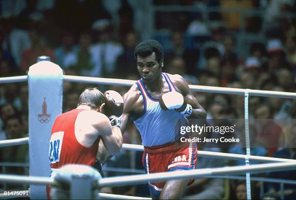 Boxing: 1980 Summer Olympics, CUB Teofilo Stevenson in heavyweight action vs HUN Istvan Zaev , Moscow, USR 7/19/1980--8/3/1980