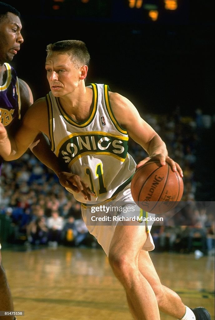 Detlef Schrempf evaluates Hannes Steinbach, Dennis Schröder and Franz Wagner Detlef Schrempf evaluates Hannes Steinbach, Dennis Schröder and Franz Wagner