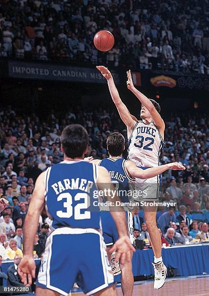 College Basketball: NCAA Playoffs, Duke Christian Laettner in action, making game winning, buzzer beating shot with 2,1 seconds left vs Kentucky,...