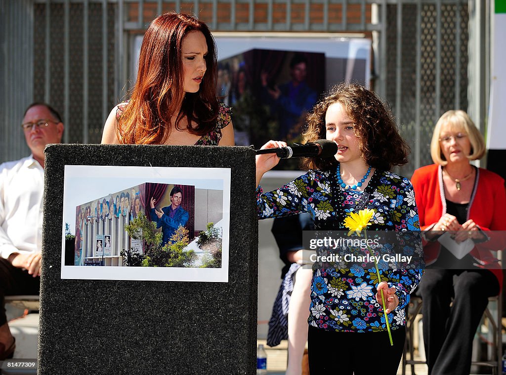 John Ritter Tribute Actress Amy Yasbeck Ritter, widow of actor John Ritter, and daughter ...