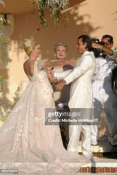 Ivana Trump and Rossano Rubicondi during their wedding at the Mar-a-Lago Club on April 12, 2008 in Palm Beach, Florida. Judge Maryanne Trump Berry...