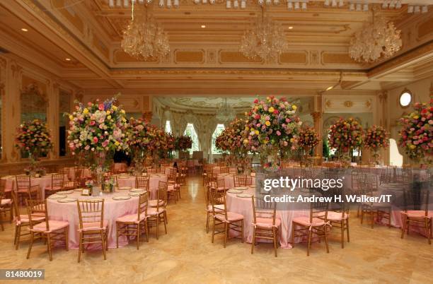 General view of atmosphere at the wedding of Ivana Trump and Rossano Rubicondi at the Mar-a-Lago Club on April 12, 2008 in Palm Beach, Florida. Cake:...