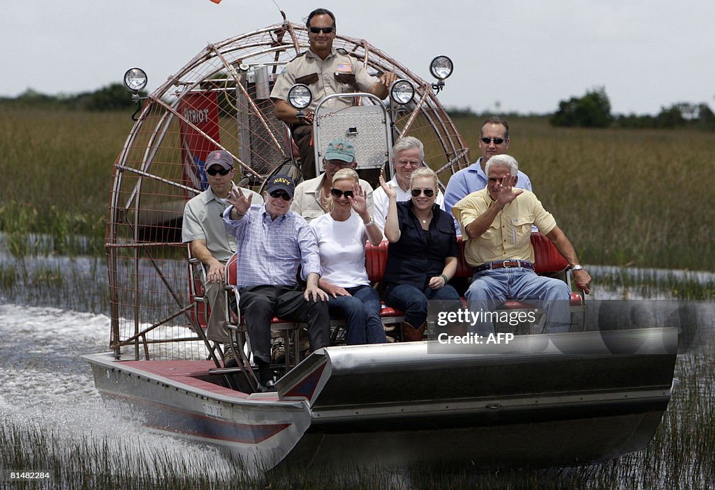 (L-R-front) Republican presidential cand