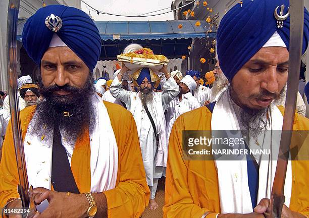 45 Gurudwara Shaheed Baba Deep Singh Photos and Premium High Res Pictures -  Getty Images
