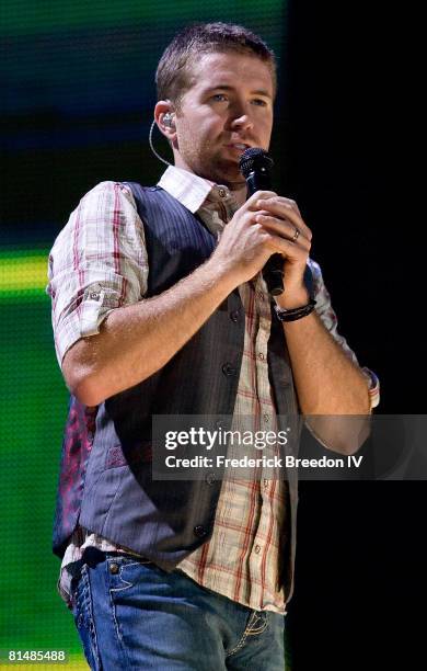 Josh Turner performs at the VAULT Concert Stages during the 2008 CMA Music Festival on June 6, 2008 at LP Field in Nashville, Tennessee.