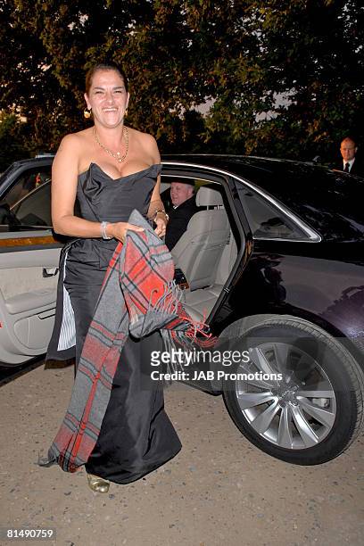 Tracey Emin arrives at The Raisa Gorbachev Foundation Party at Hampton Court Palace on June 7, 2008 in Richmond-upon-Thames, England.
