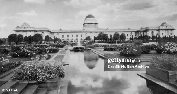 The Viceroy's House in New Delhi, designed by Sir Edwin Lutyens, circa 1930. Later known as the Rashtrapati Bhavan, it has been the official...