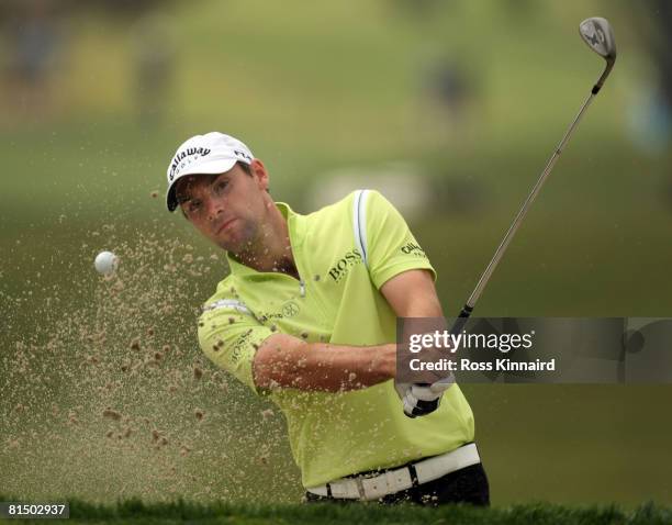 Oliver Wilson of England hits a shot during the first day of previews to the 108th U.S. Open at the Torrey Pines Golf Course June 9, 2008 in San...