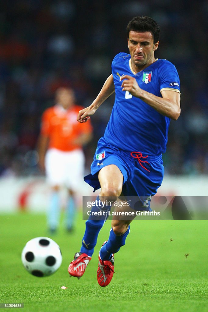 Netherlands v Italy - Group C Euro 2008