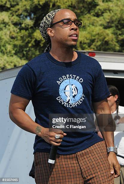 Hip-Hop Vocalist Todd Thomas of Arrested Development performs live during Day 3 of The 30th Annual Harmony Festival on June 8, 2008 in Santa Rosa,...