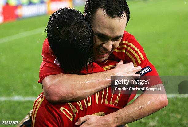 David Iniesta 456 Iniesta Villa Stock Photos, High-Res Pictures, and Images - Getty ...