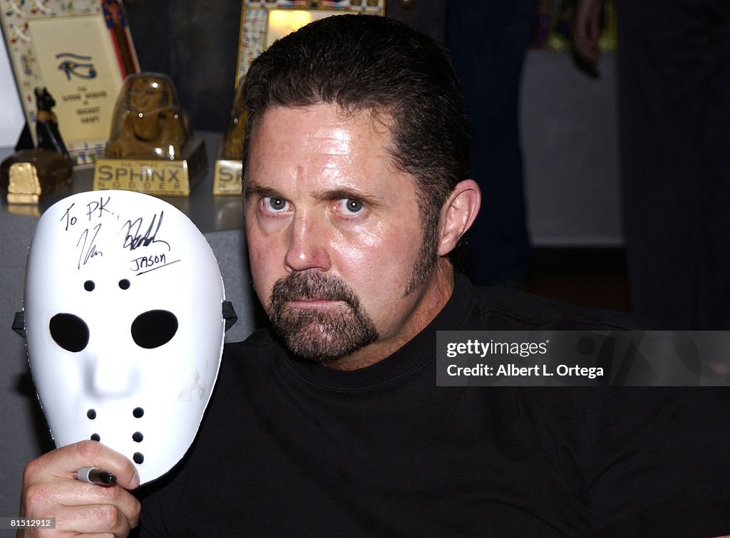 Kane Hodder Promotes His New Film "Jason X" with an In-Store Signing