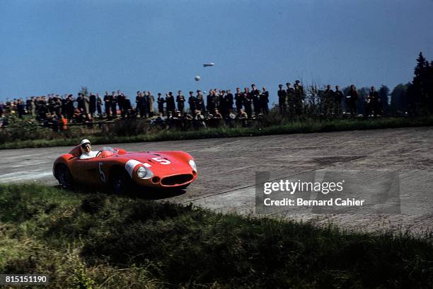 Stirling Moss, Maserati 300S, 1000 Km of Nurburgring, Nurburgring, Germany, May 27, 1956.