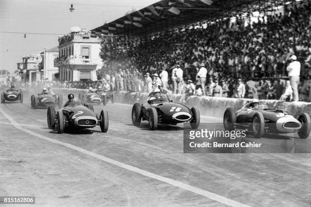 Juan Manuel Fangio, Stirling Moss, Luigi Musso, Maserati 250F, Vanwall VW5, Pescara Grand Prix, Pescara, Italy, August 18, 1957.