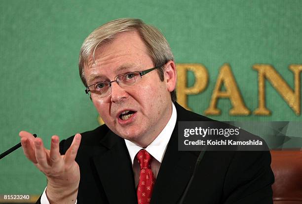 Australian prime minister Kevin Rudd makes a speech at the Japan National Press Club on June 11, 2008 in Tokyo, Japan. Rudd is on a 5-day state visit...