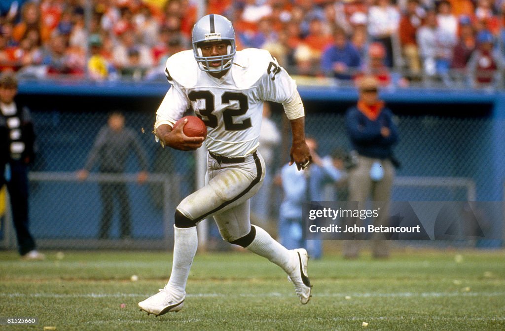 Marcus Allen - Los Angeles Raiders - File Photos