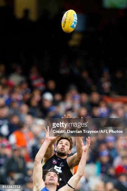 Levi Casboult of the Blues attempts to mark the ball during the round 17 AFL match between the Carlton Blues and the Western Bulldogs at Melbourne...