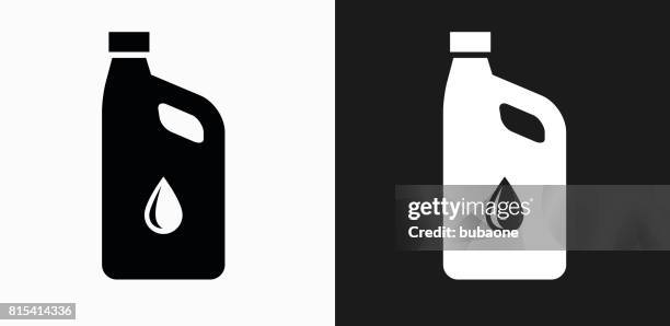 ilustraciones, imágenes clip art, dibujos animados e iconos de stock de icono de aceite del coche en blanco y negro vector fondos - oil change